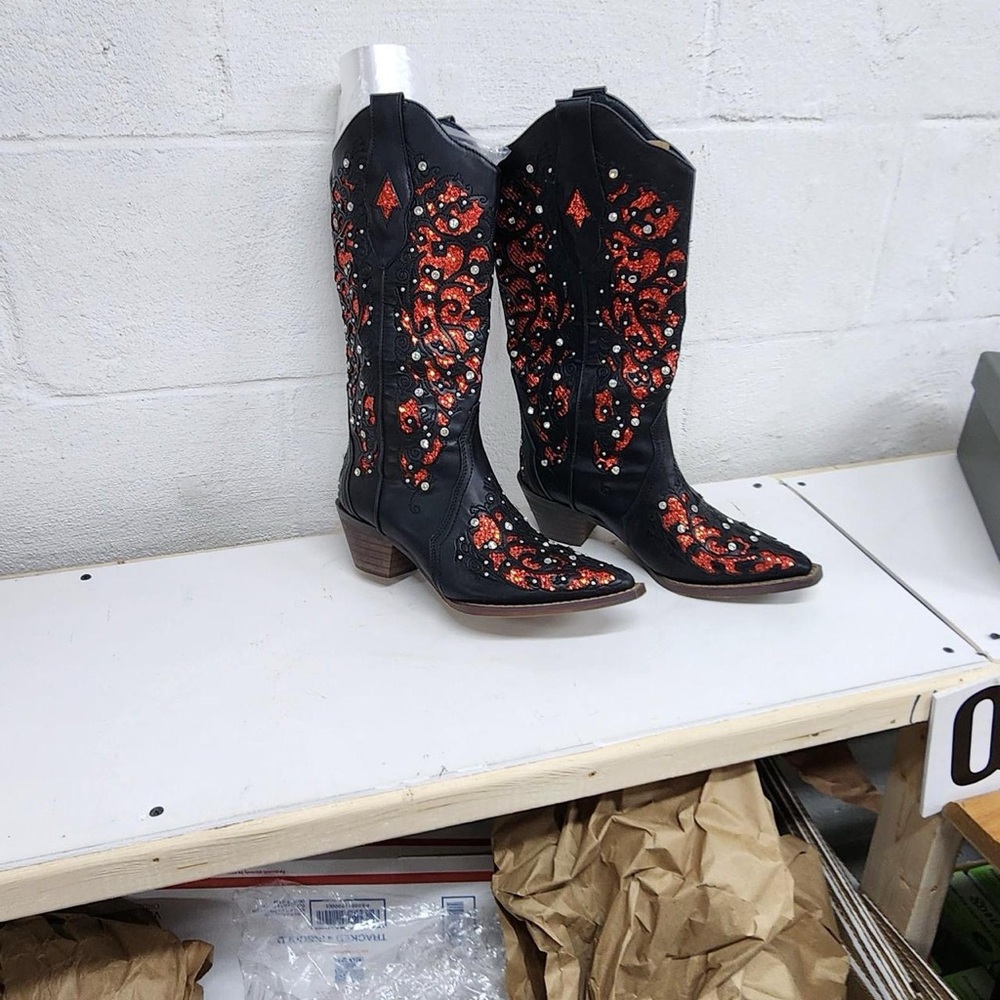 Black and Red Bedazzled Women's Western Boots